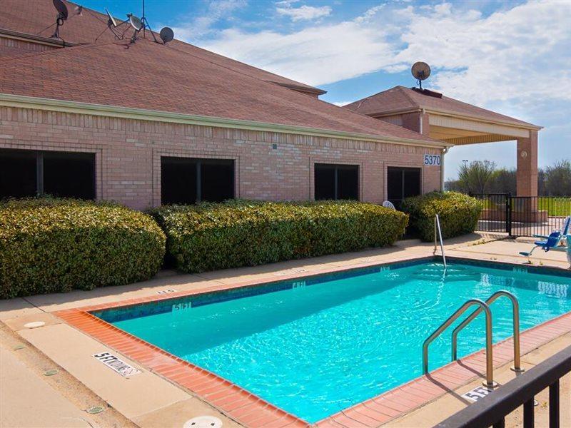 Red Roof Inn Fort Worth - Saginaw Extérieur photo